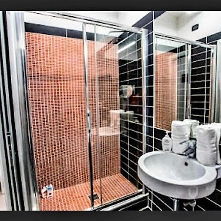 רומא Golfo Di Orosei Rooms מראה חיצוני תמונה