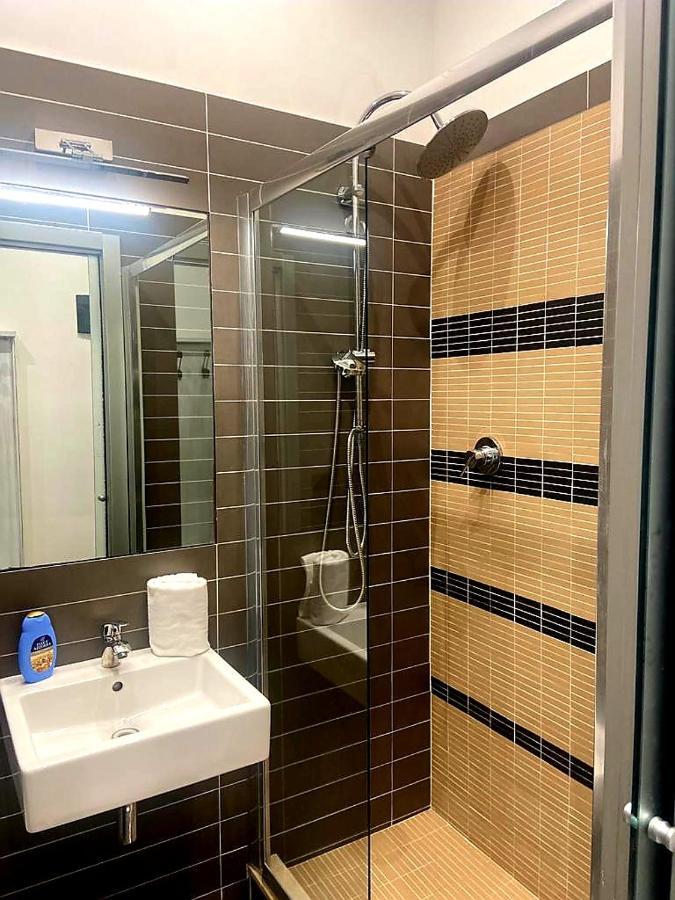 רומא Golfo Di Orosei Rooms מראה חיצוני תמונה